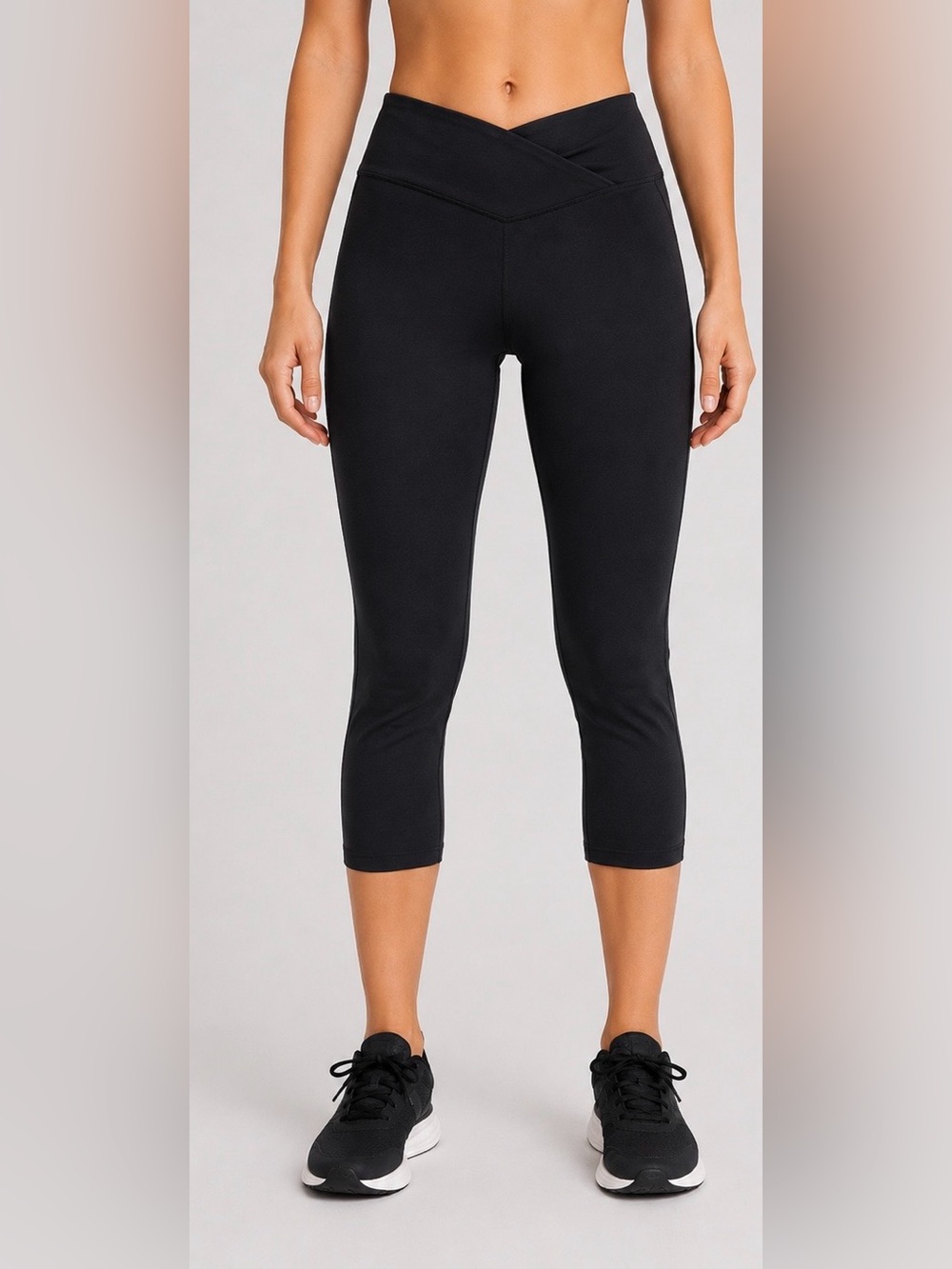 Fabletics Black V-Waist Capri Leggings
